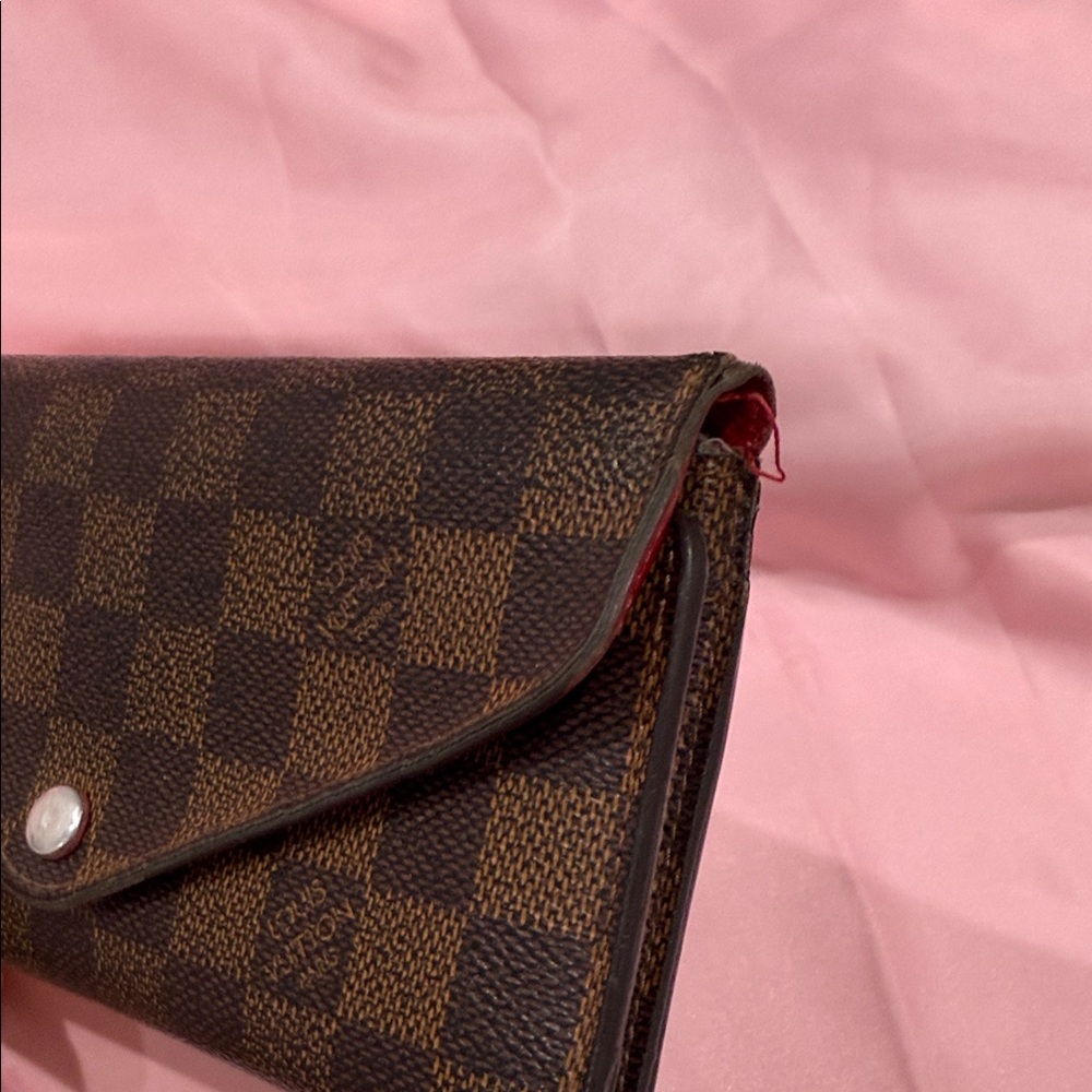 Louis Vuitton Wallet - Picture 3 of 11
